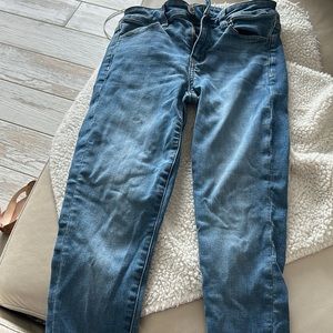 Size 2 American Eagle skinny Jeans